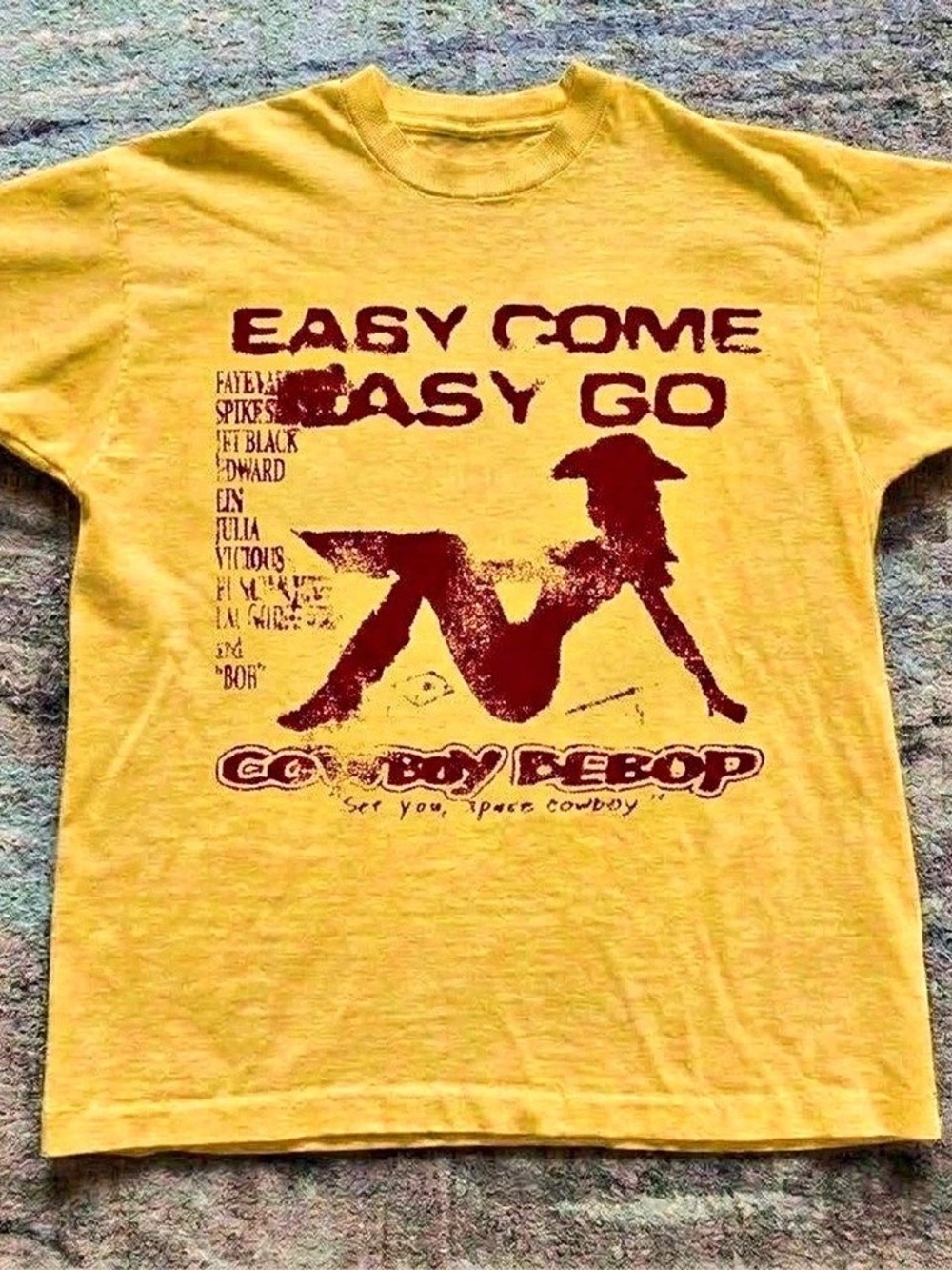 Graphic Short Sleeve Tee in Yellow